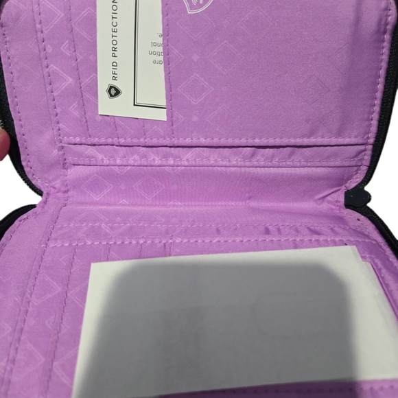 Vera Bradley "Mimosa Medallion" RFID Quilted Crossbody Wristlet - Picture 7 of 7